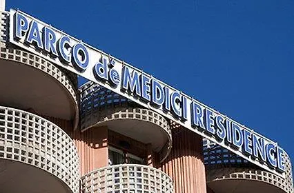 מלון Parco De Medici 3*